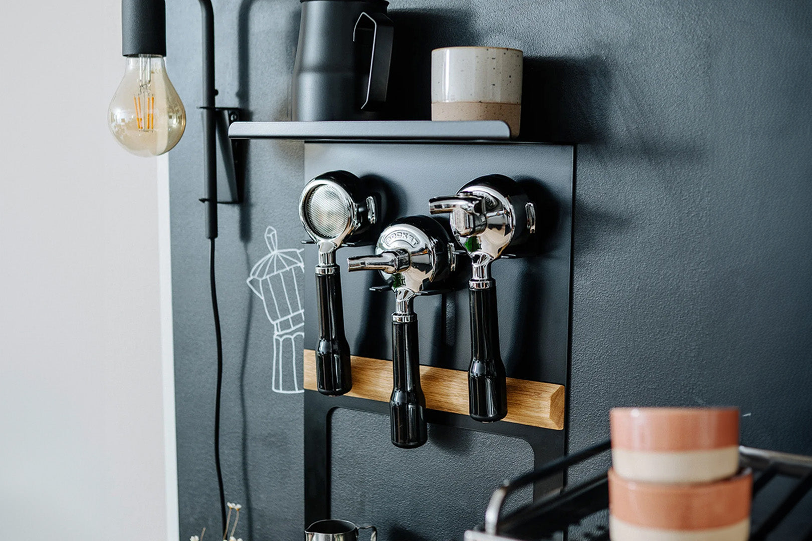 FLATE Barista Regal für Siebträger, Tamper & Zubehör