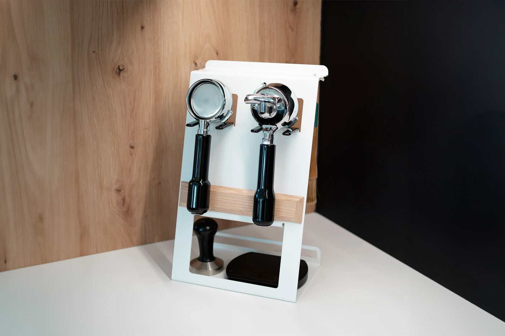 FLATE Station mit Siebträgerhalter für Barista Zubehör