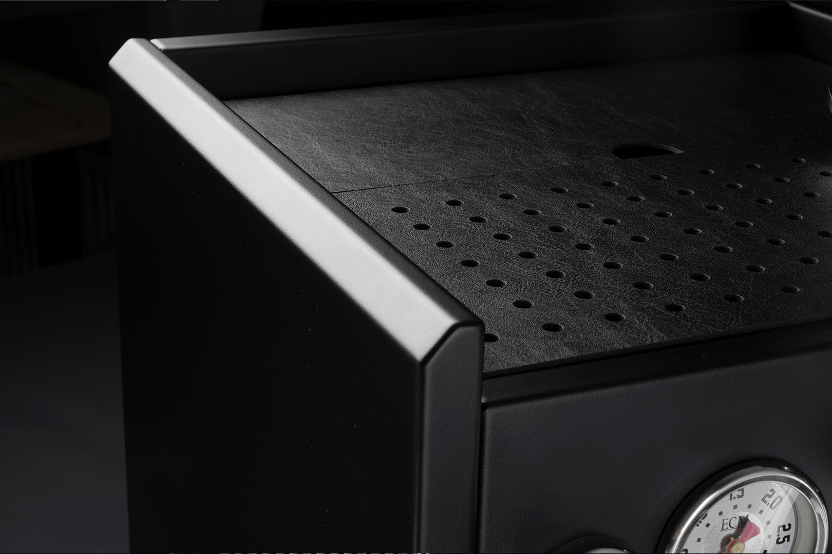 ECM Synchronika II - "Obsidian"